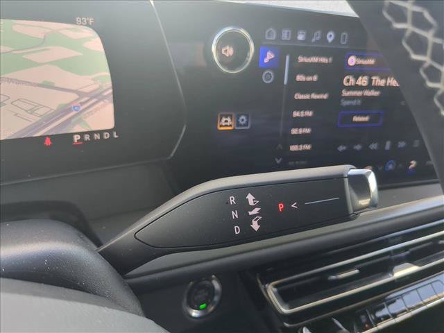 Used 2026 Chevrolet Traverse LT FWD image 12