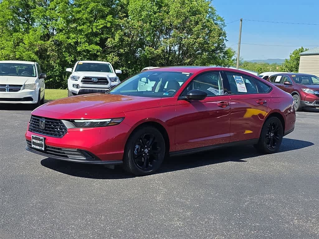 Certified 2025 Honda Accord SE image 5