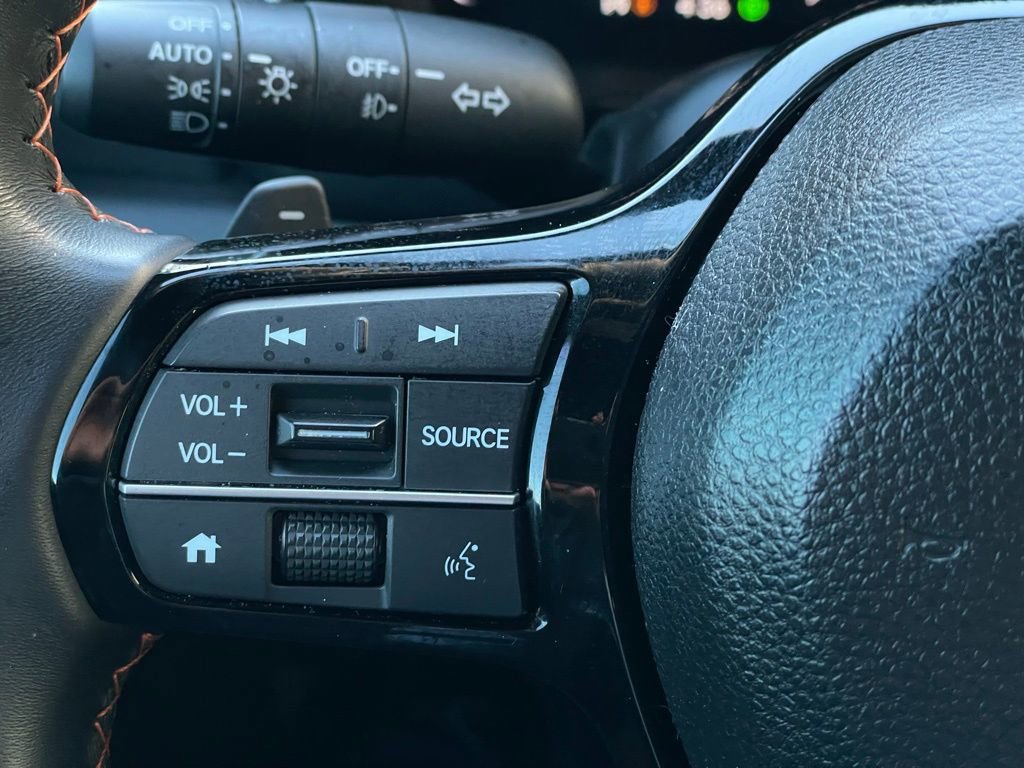 Certified 2025 Honda Pilot Sport image 15