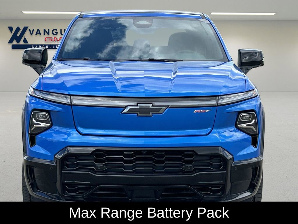 Used 2025 Chevrolet Silverado EV RST image 3