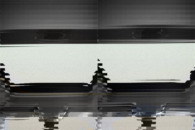 Used 2025 Toyota RAV4 XLE w/ Convenience Package image 27