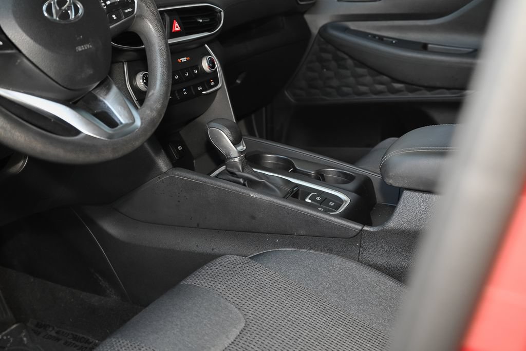 Used 2020 Hyundai Santa Fe SE FWD image 34