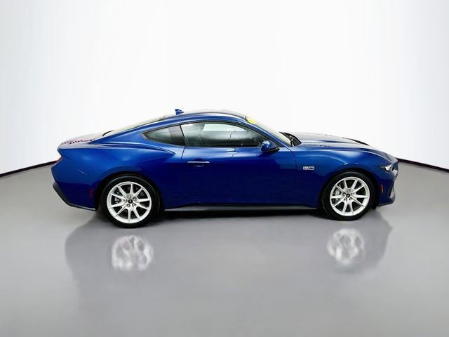 Used 2024 Ford Mustang GT Premium image 8