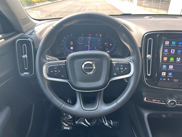 Used 2024 Volvo XC40 B5 Core AWD/4WD image 18