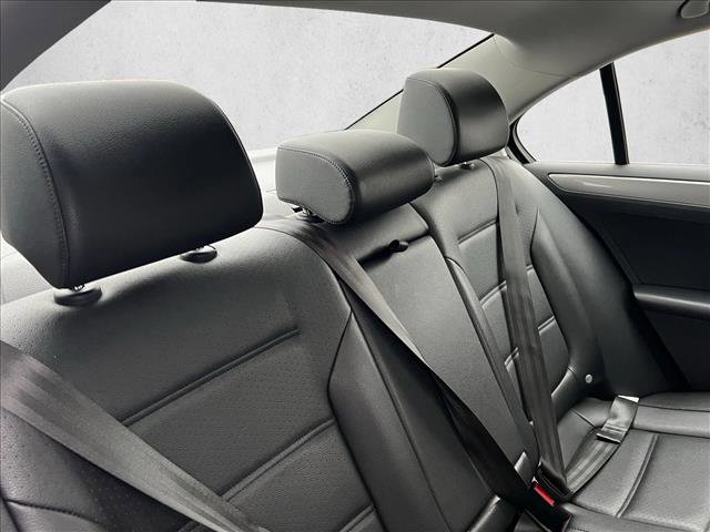 Used 2018 Volkswagen Jetta SE image 16