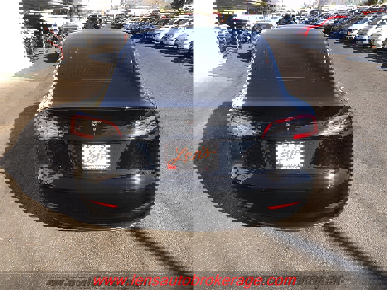 Used 2018 Tesla Model 3 Mid Range image 7