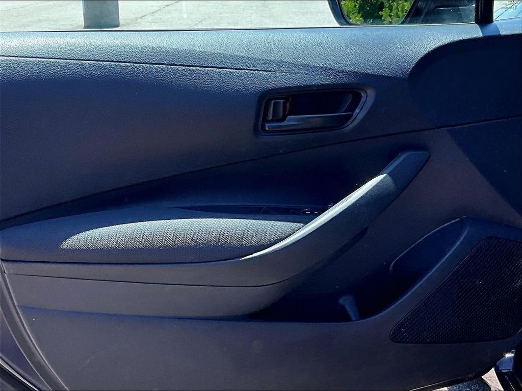 Used 2024 Toyota Corolla LE FWD image 9