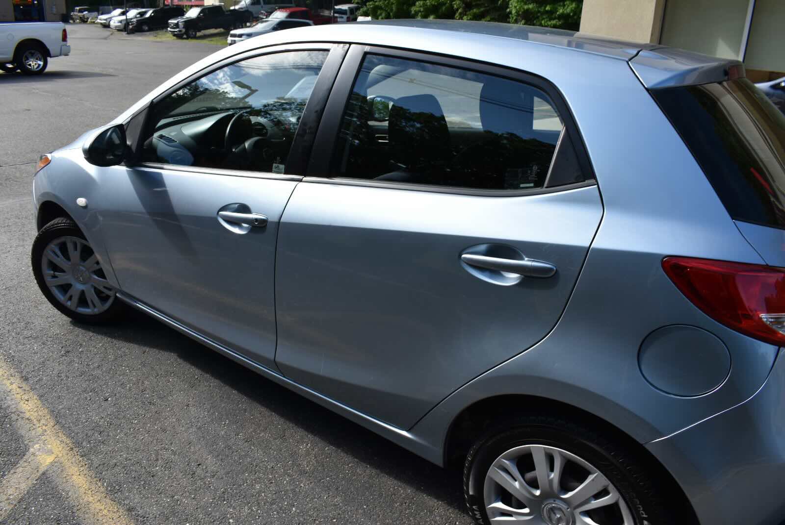 Used 2013 MAZDA MAZDA2 Sport FWD image 48