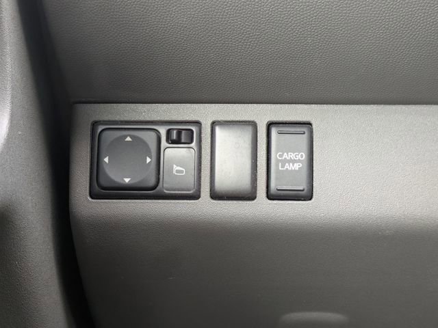 Used 2020 Nissan Frontier SV image 24