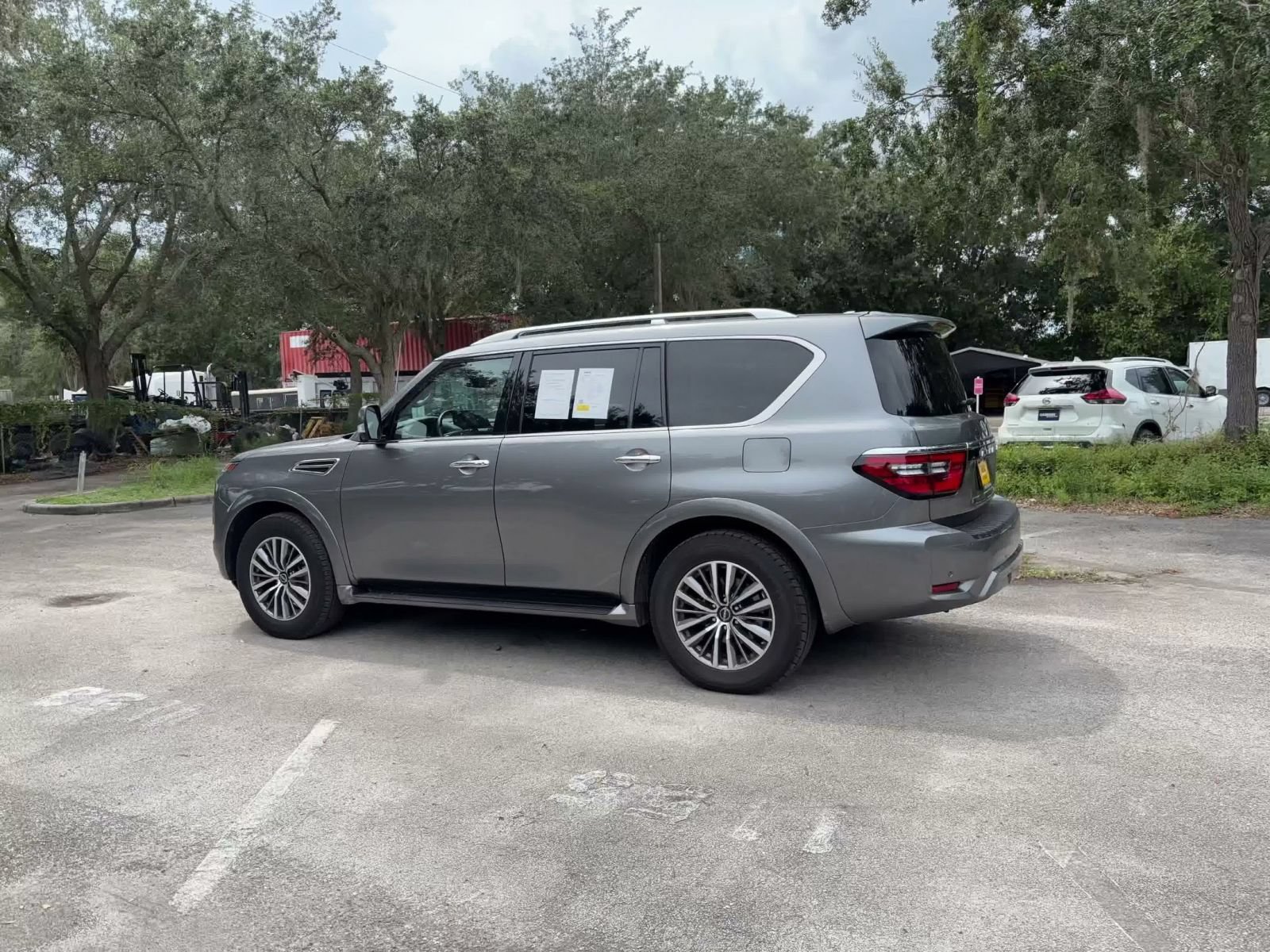 Used 2024 Nissan Armada SL RWD image 9