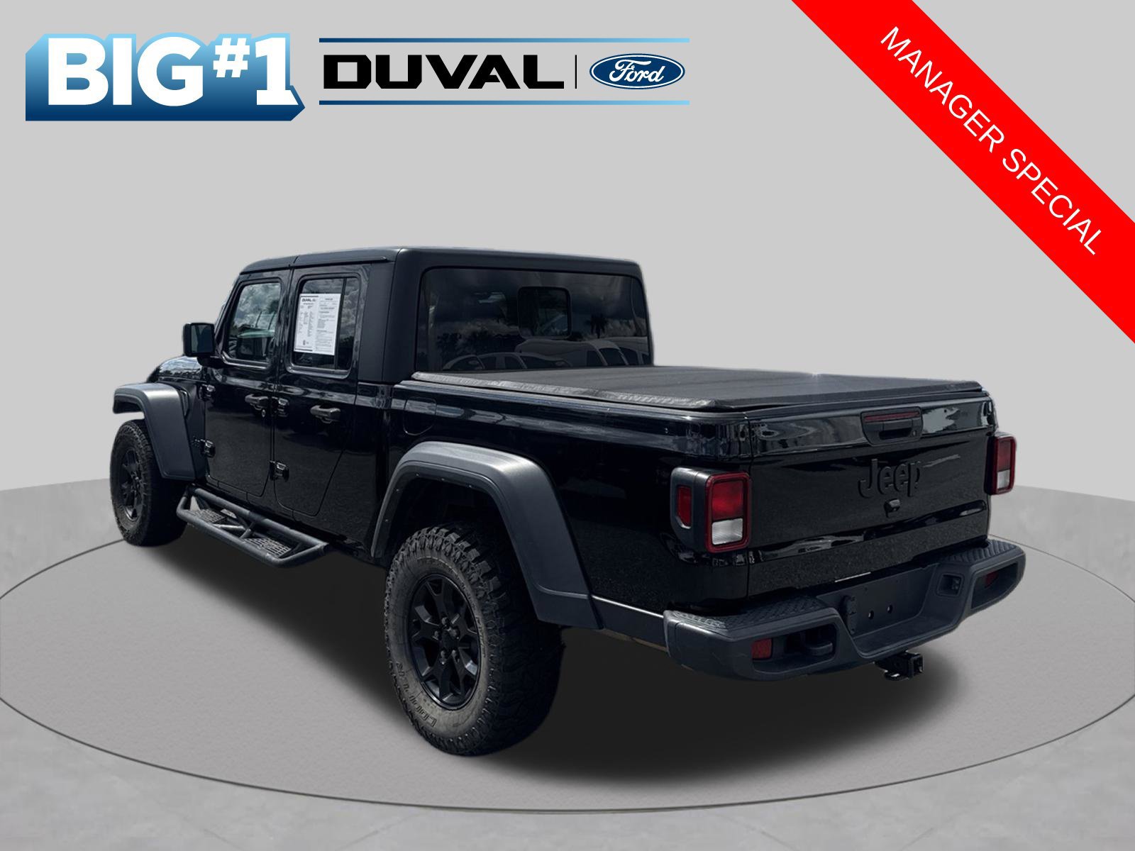 Used 2023 Jeep Gladiator Sport AWD/4WD image 4