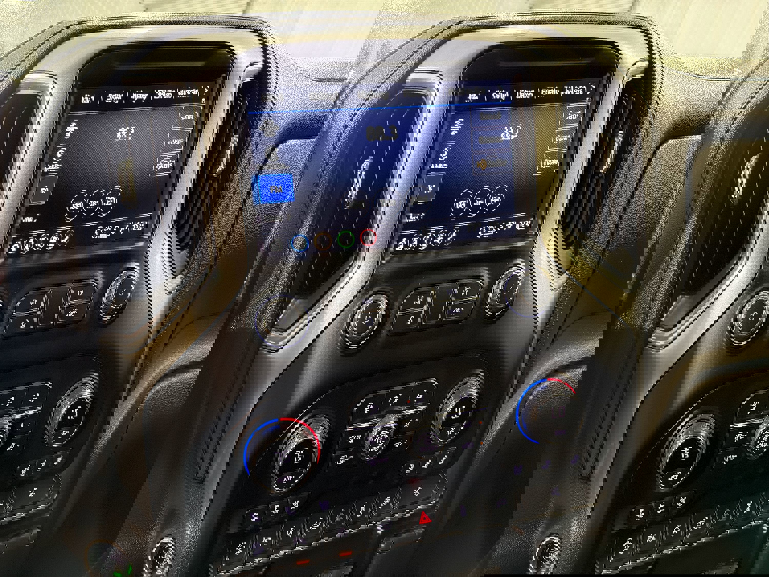 Used 2021 Chevrolet Silverado 1500 LTZ w/ Z71 Off-Road Package image 17