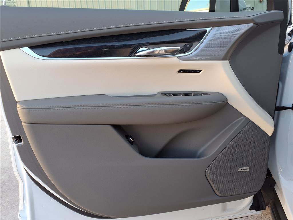 Certified 2024 Cadillac XT6 Premium Luxury w/ Technology Package image 21