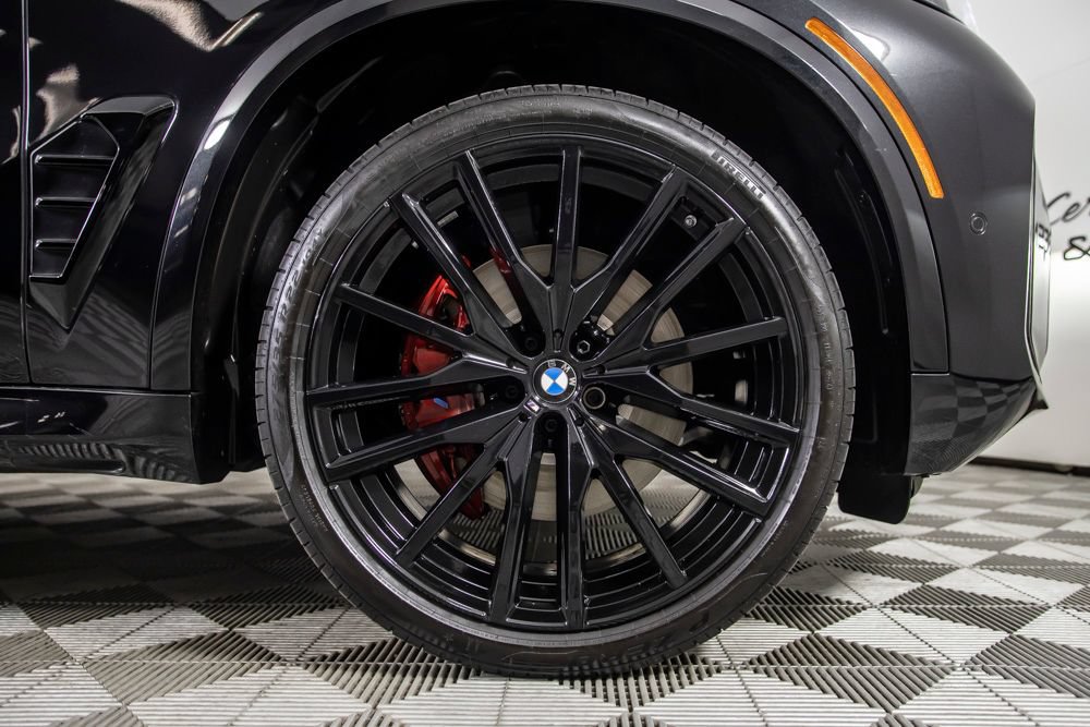 Used 2025 BMW X5 sDrive40i w/ M Sport Package RWD image 41