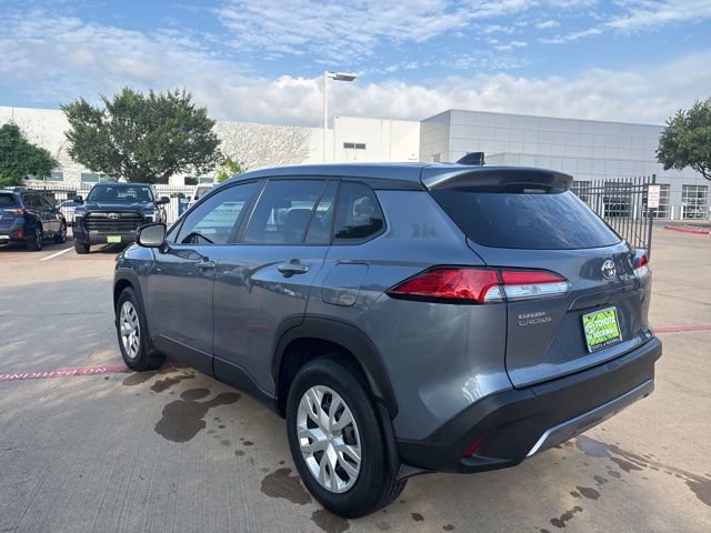 Used 2025 Toyota Corolla Cross L FWD image 7