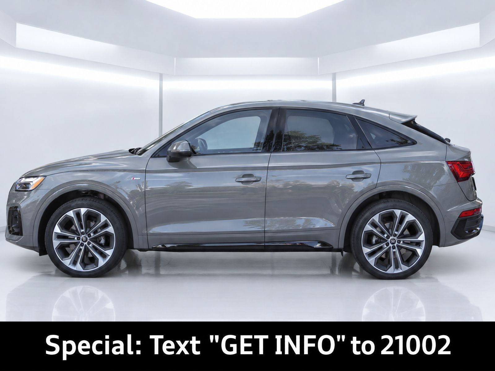Certified 2023 Audi Q5 2.0T Premium Plus w/ Premium Plus Package AWD/4WD image 2