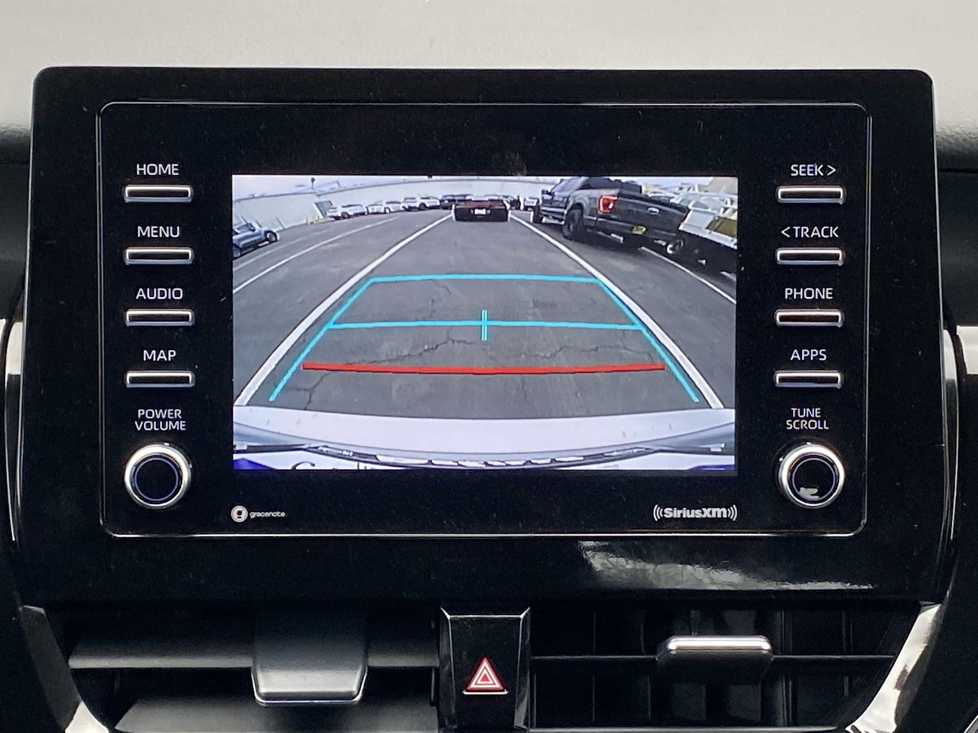 Used 2022 Toyota Camry SE image 18