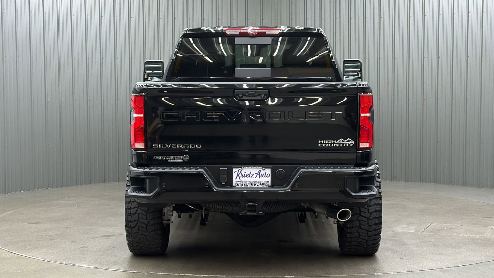 Used 2025 Chevrolet Silverado 2500 High Country w/ Technology Package image 4