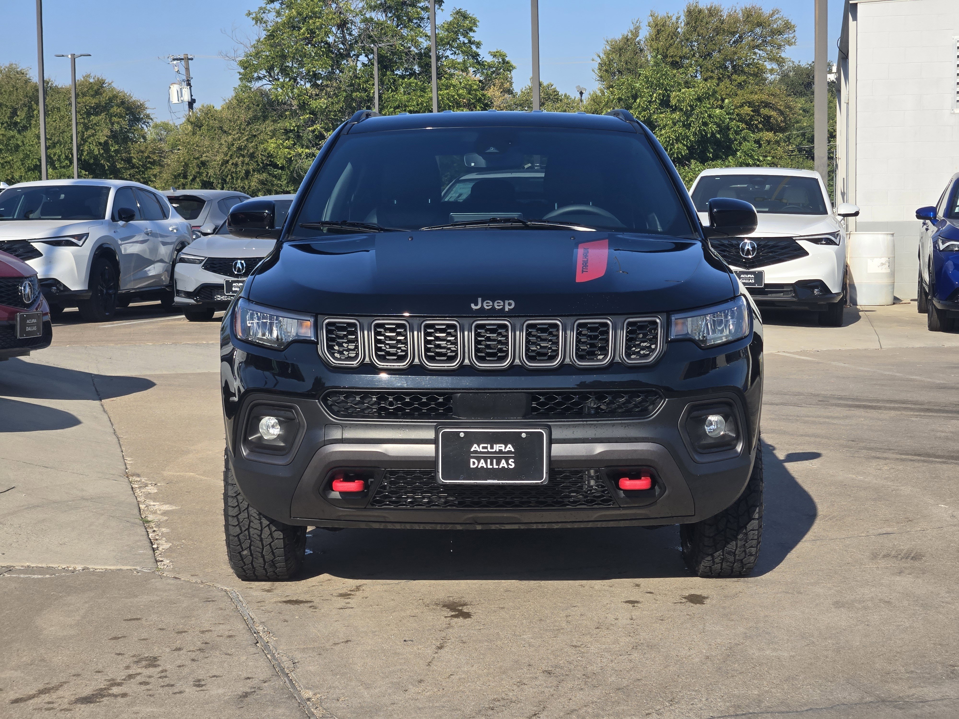 Used 2024 Jeep Compass Trailhawk image 3