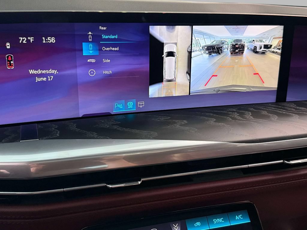 Used 2026 Cadillac Escalade Luxury w/ LPO, Floor Liner Package AWD/4WD image 7