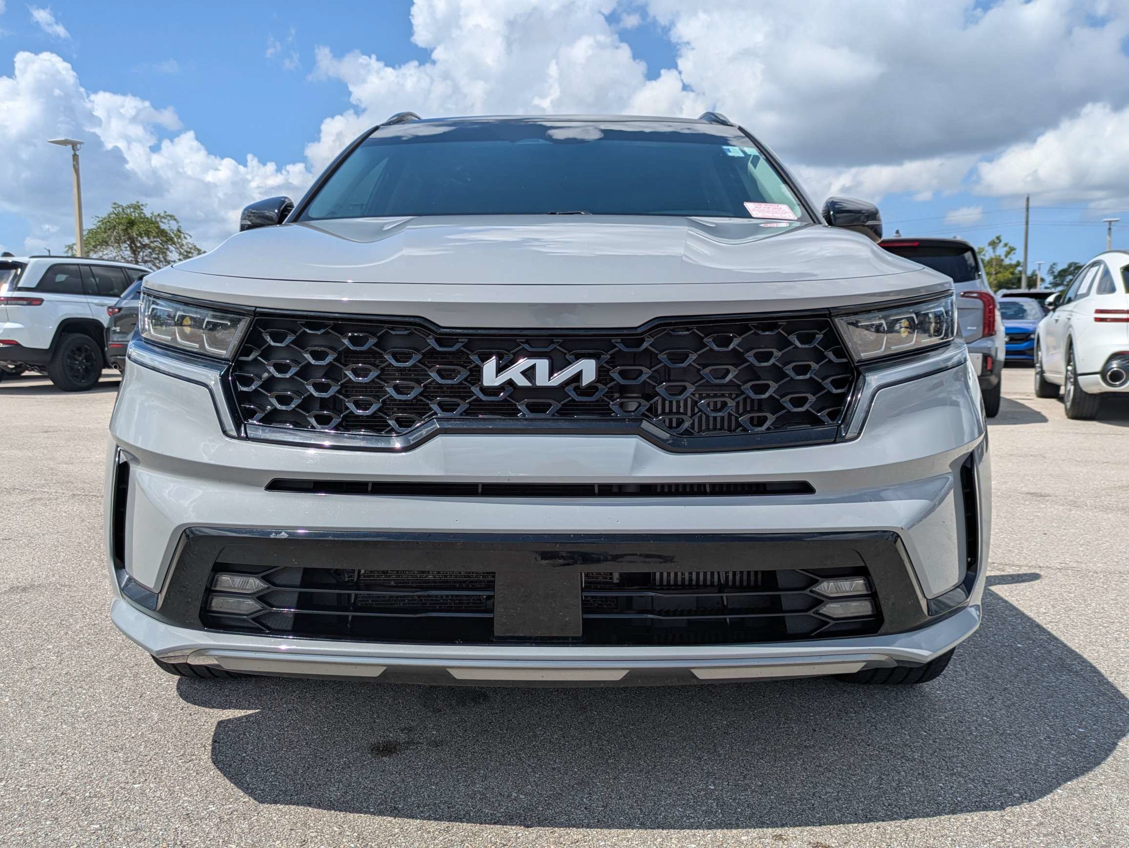 Certified 2022 Kia Sorento SX FWD image 3