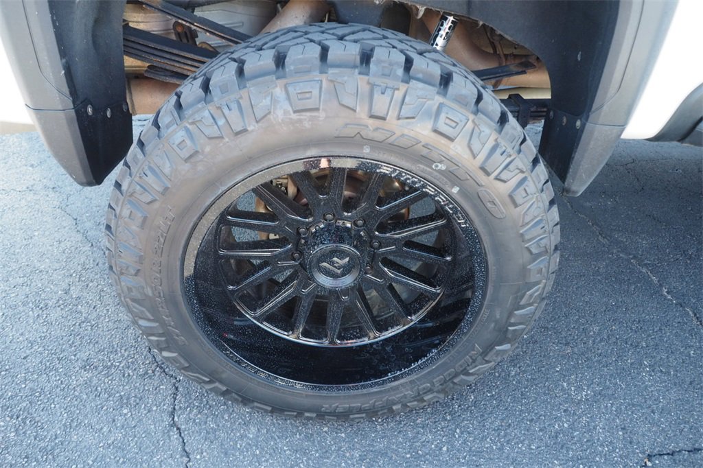 Used 2024 GMC Sierra 3500 Denali w/ Denali Reserve Package image 21