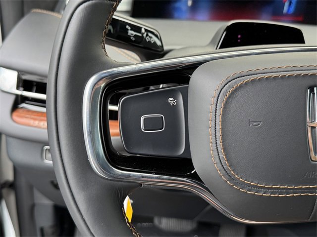 New 2025 Lincoln Navigator Black Label image 44