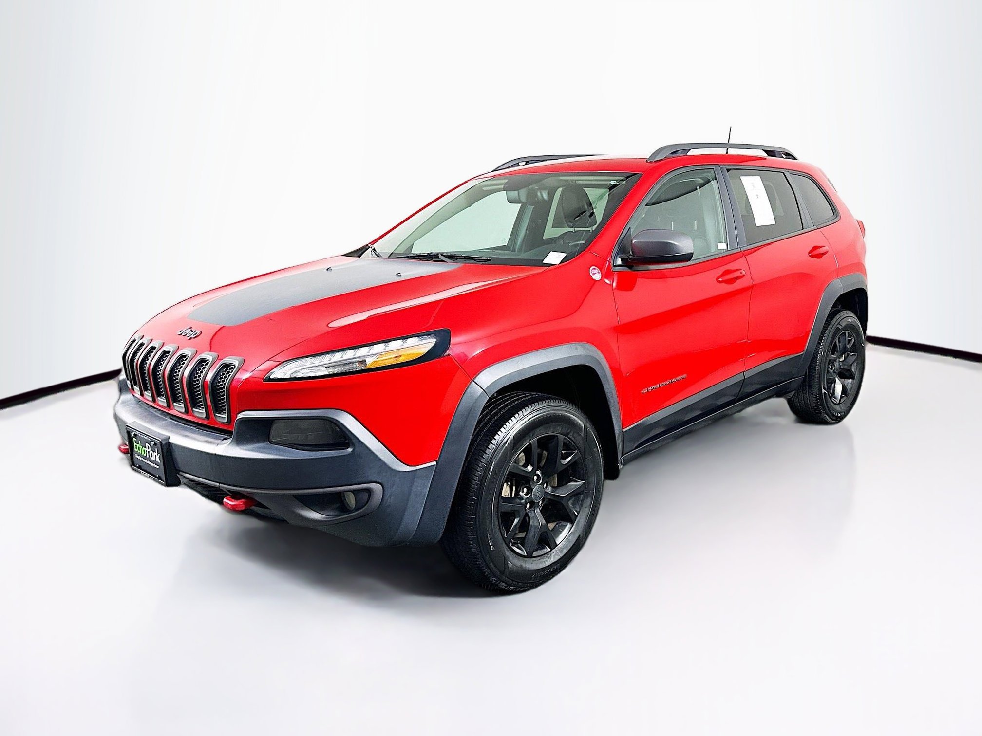 Used 2017 Jeep Cherokee Trailhawk w/ Comfort/Convenience Group AWD/4WD image 3