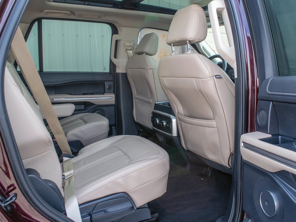 Used 2024 Ford Expedition Limited image 36