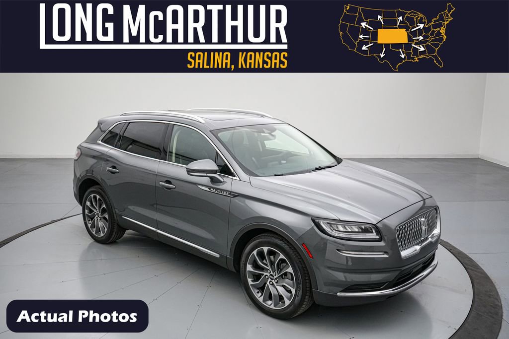 Used 2023 Lincoln Nautilus Reserve image 1