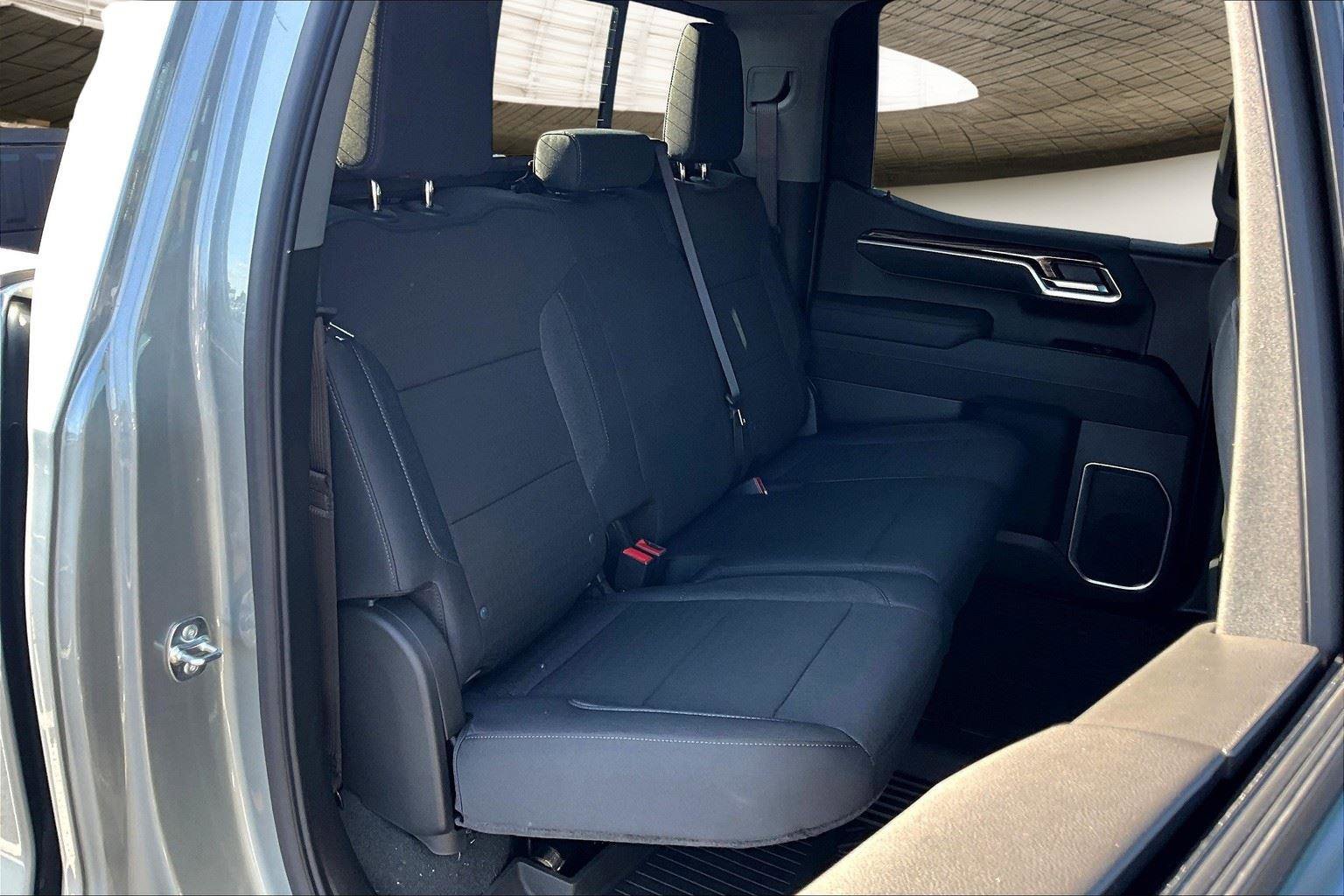 New 2026 Chevrolet Silverado 1500 RST image 9