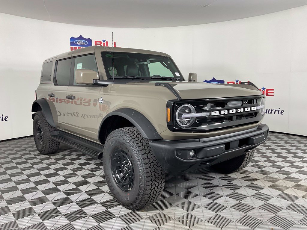 New 2026 Ford Bronco Outer Banks w/ Sasquatch Package