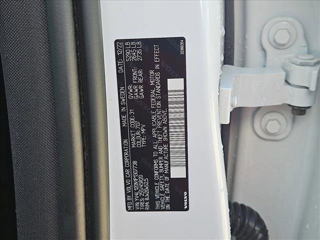 Used 2023 Volvo XC60 B5 Plus w/ Protection Package Premier FWD image 23