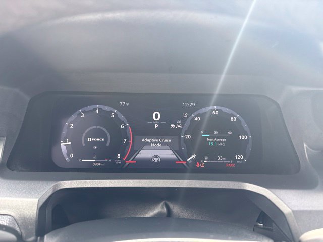 Used 2025 Toyota Tacoma TRD Sport AWD/4WD image 13