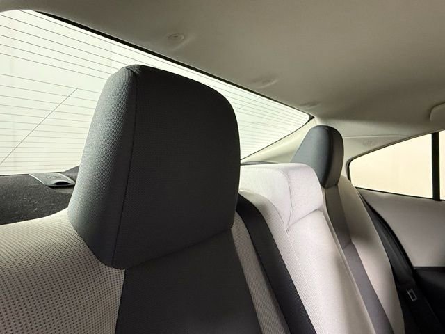 Used 2021 Toyota Corolla LE image 28