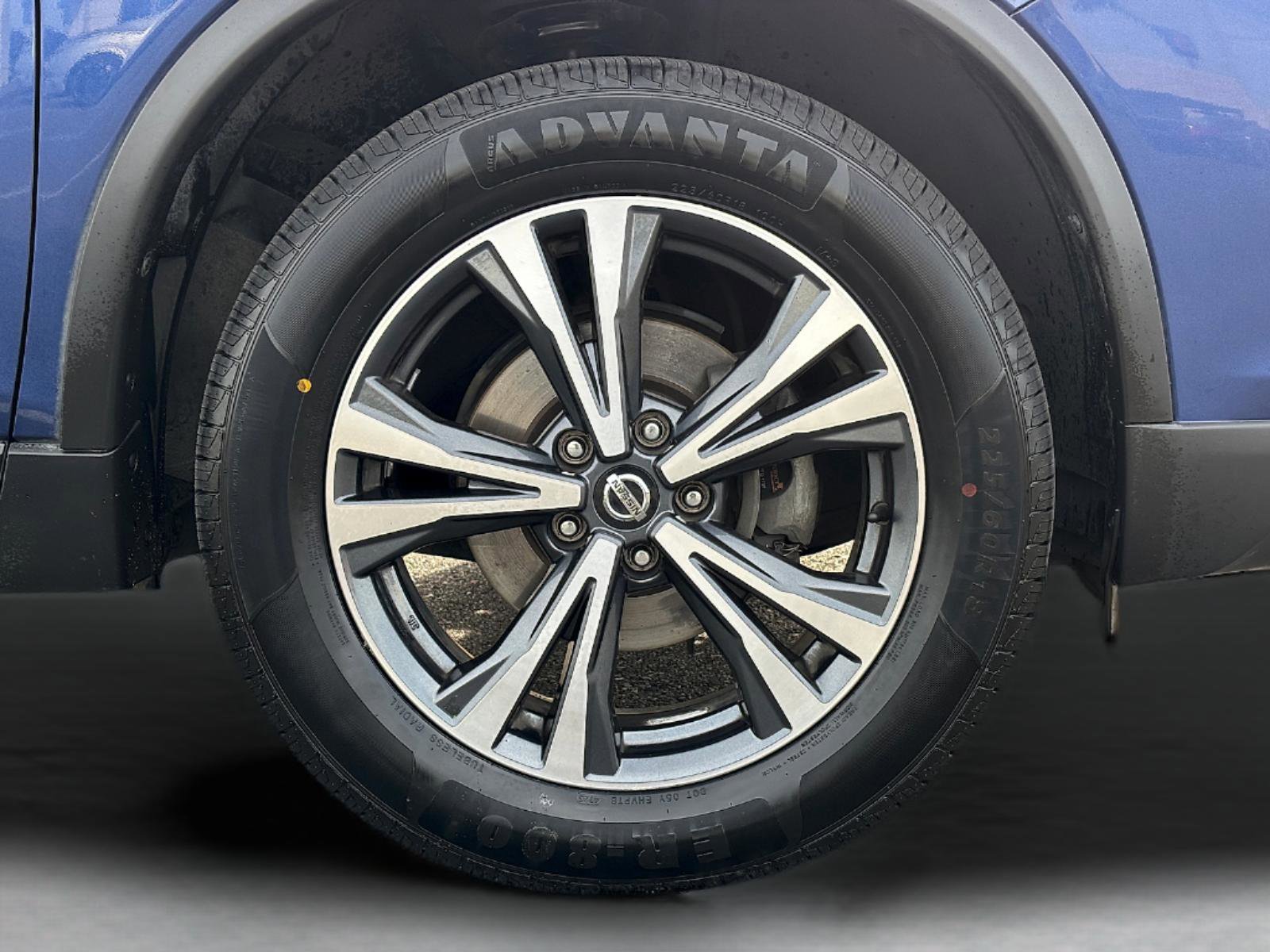 Used 2018 Nissan Rogue SL AWD/4WD image 12