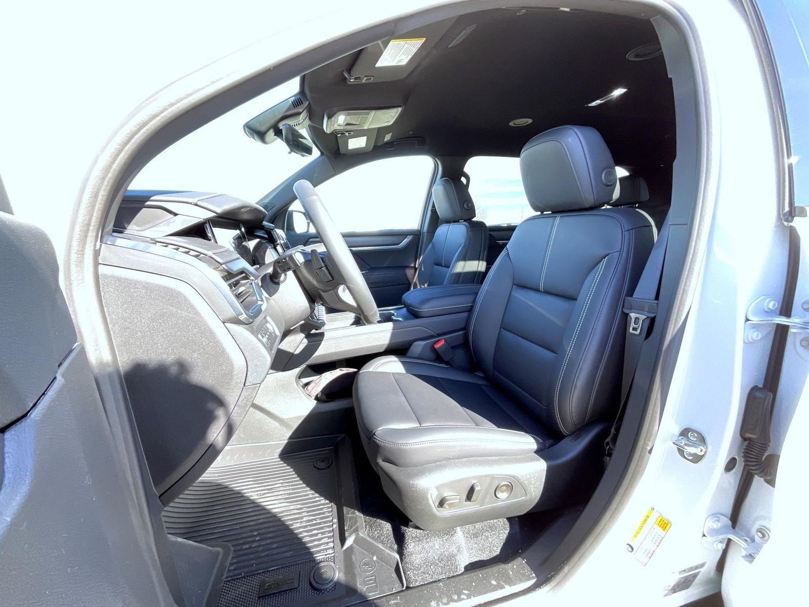 New 2026 GMC Acadia Elevation w/ Elevation Premium Package image 10