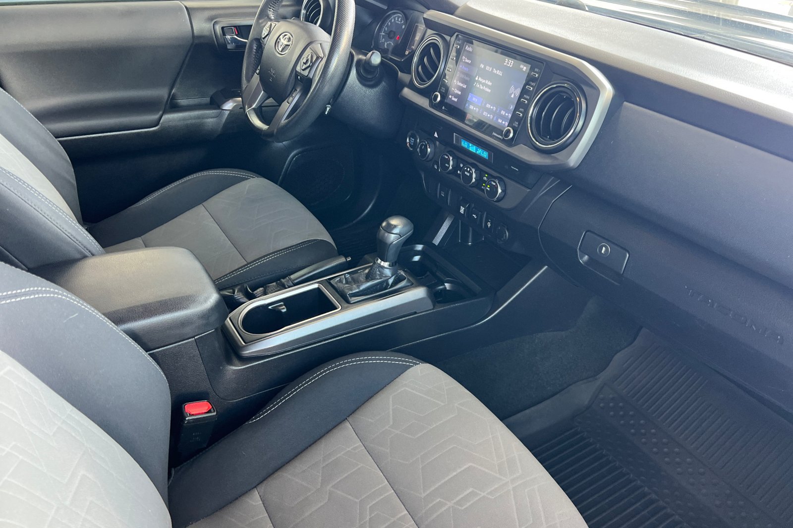 Used 2021 Toyota Tacoma TRD Sport AWD/4WD image 12