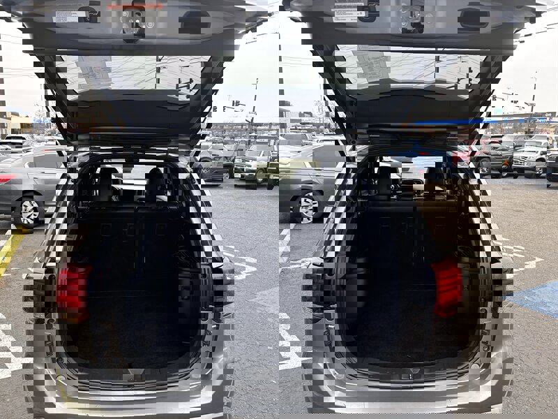 Used 2022 Mitsubishi Outlander SEL image 17