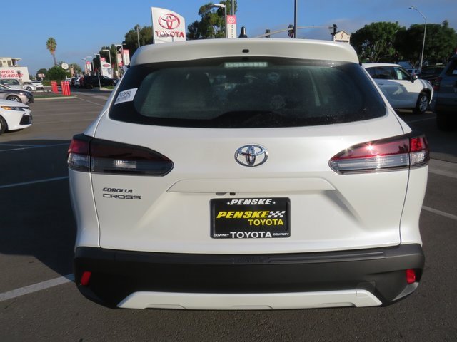 New 2026 Toyota Corolla Cross L image 9