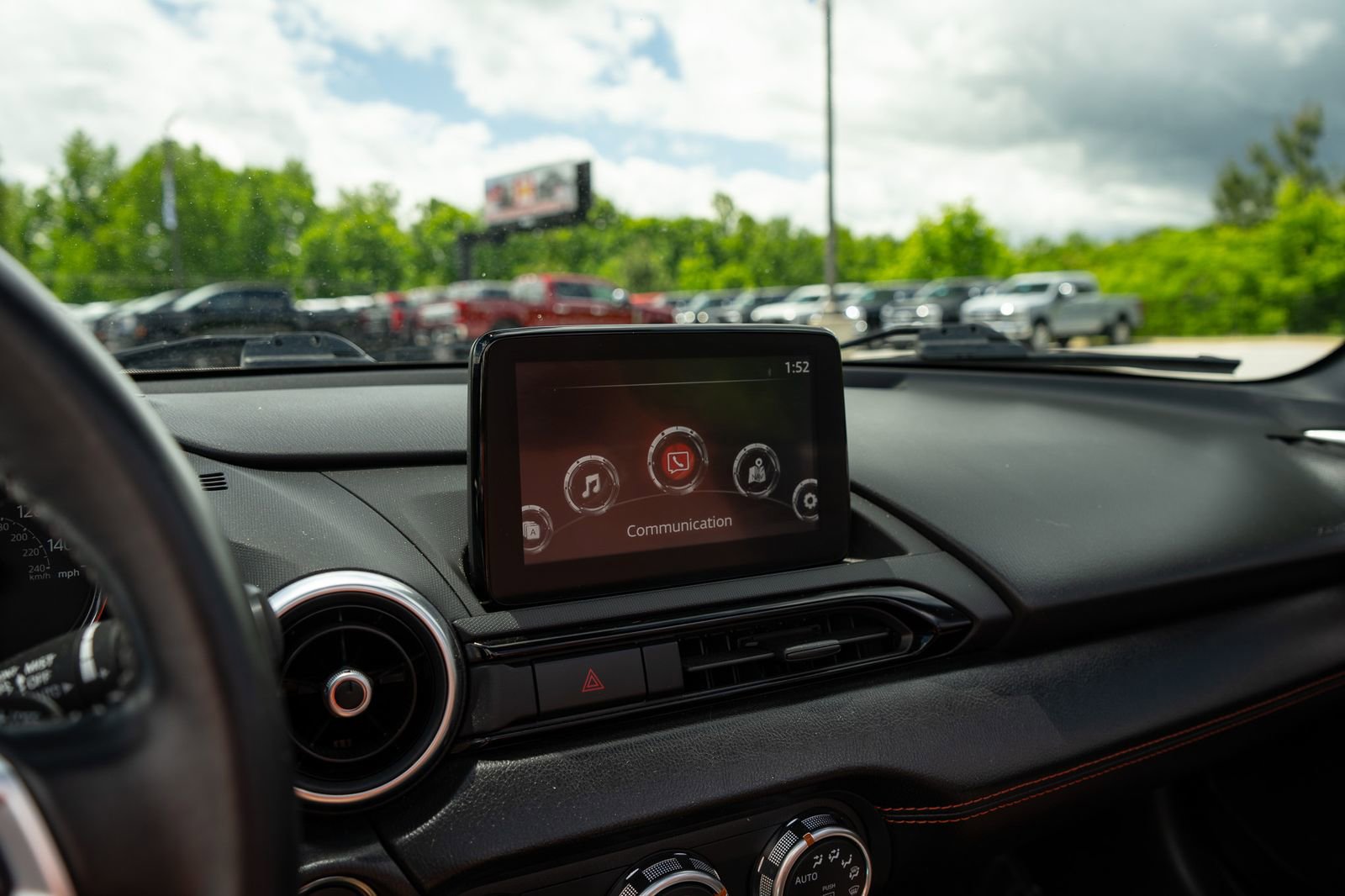 Used 2023 MAZDA MX-5 Miata Grand Touring RWD image 19