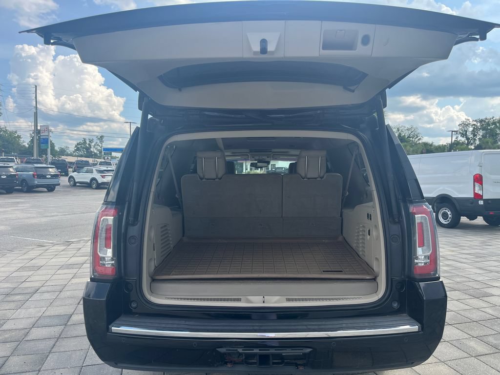 Used 2016 GMC Yukon XL Denali w/ Open Road Package AWD/4WD image 13