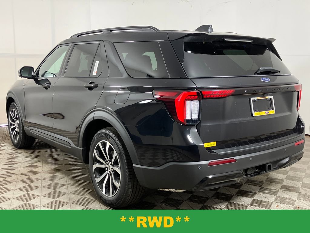 New 2026 Ford Explorer ST-Line image 8