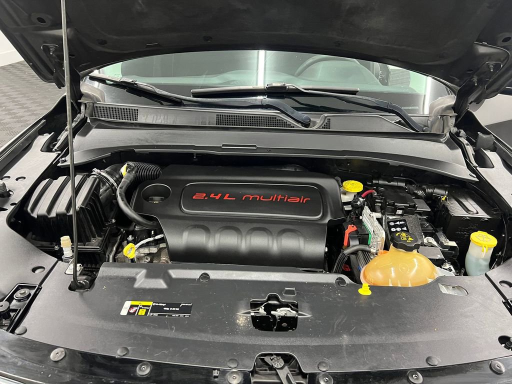 Used 2018 Jeep Compass Sport w/ Tech Group image 26