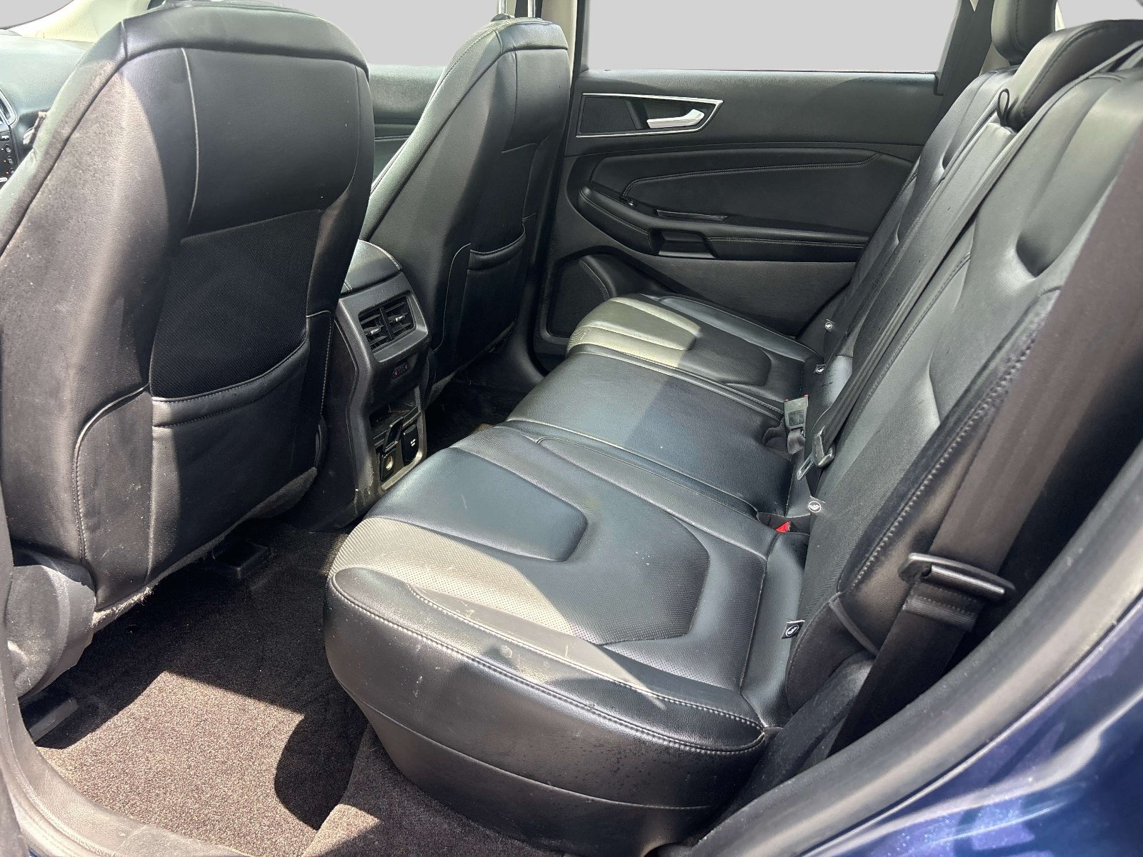Used 2017 Ford Edge Titanium w/ Equipment Group 301A AWD/4WD image 8