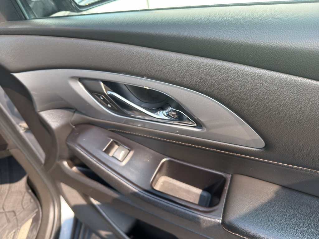 Used 2019 Chevrolet Traverse LT AWD/4WD image 22