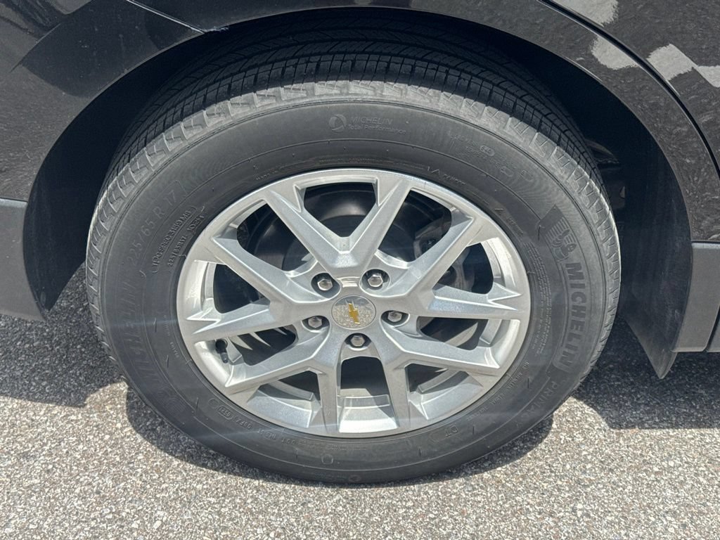 Used 2022 Chevrolet Equinox LS FWD image 7