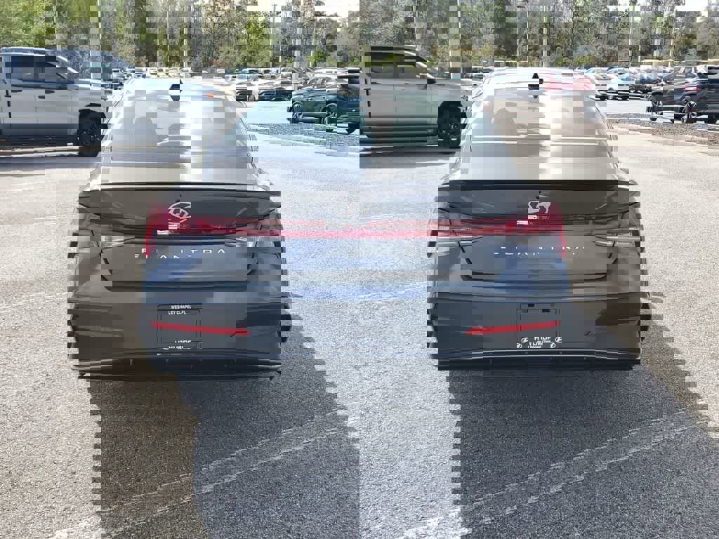 New 2026 Hyundai Elantra SEL Sport Premium image 9