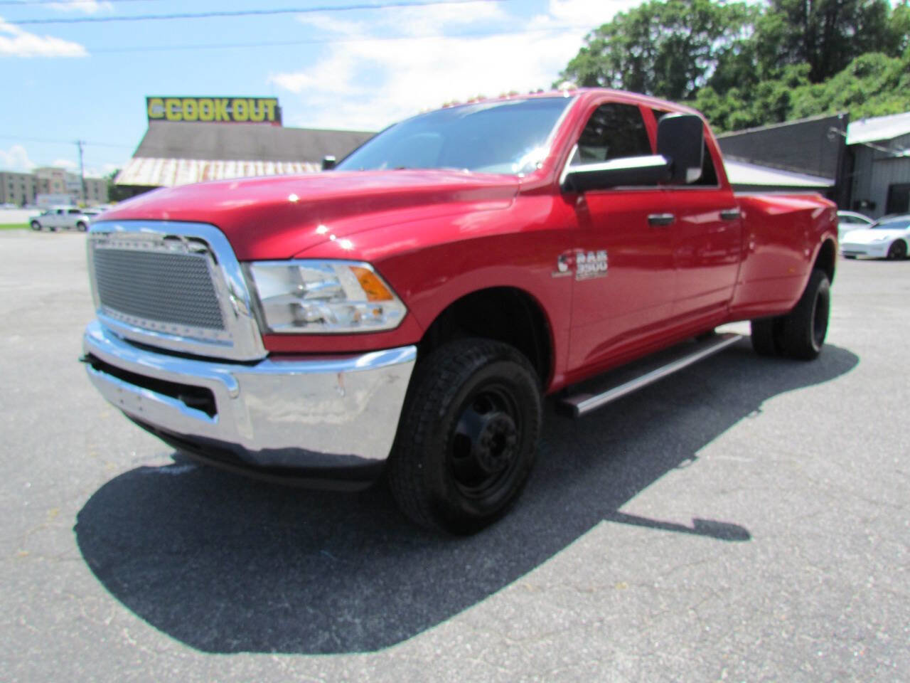 Used 2017 RAM 3500 Tradesman w/ Chrome Appearance Group image 3