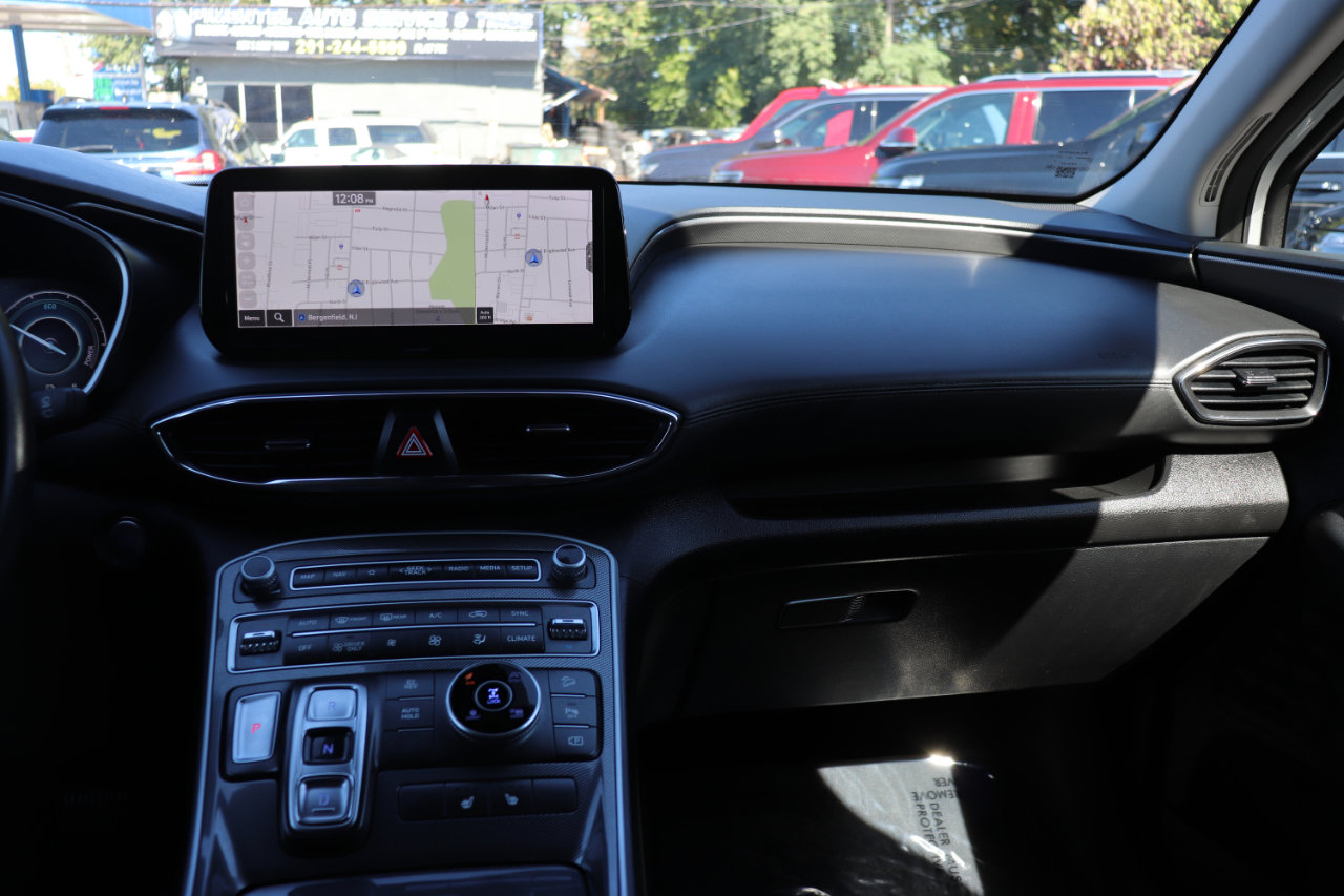Used 2023 Hyundai Santa Fe SEL Convenience image 18